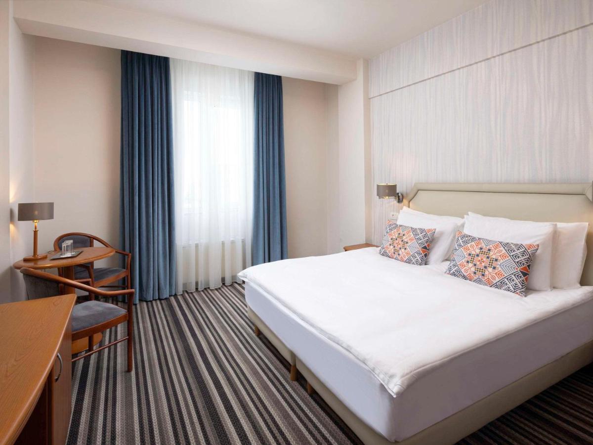 Mercure Sibiu Airport Εξωτερικό φωτογραφία